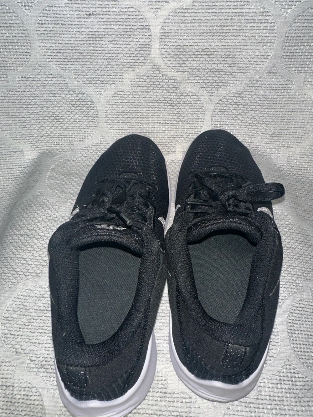 Nike Flex Experience Run 11 Black White Silver Running Shoes Women's Size 7.5 - Picture 4 of 8